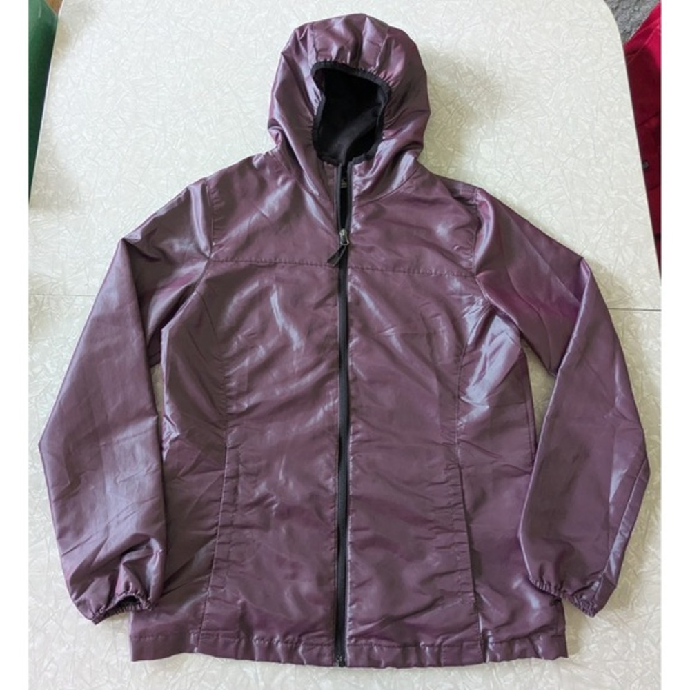 New Balance Women's Medium Purple Iridescent Rain Coat Jacket Hooded